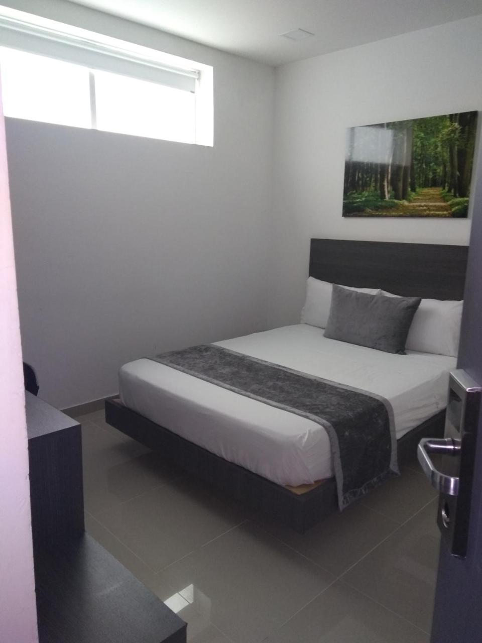 Calle 10 Express Hotel Medellín Extérieur photo