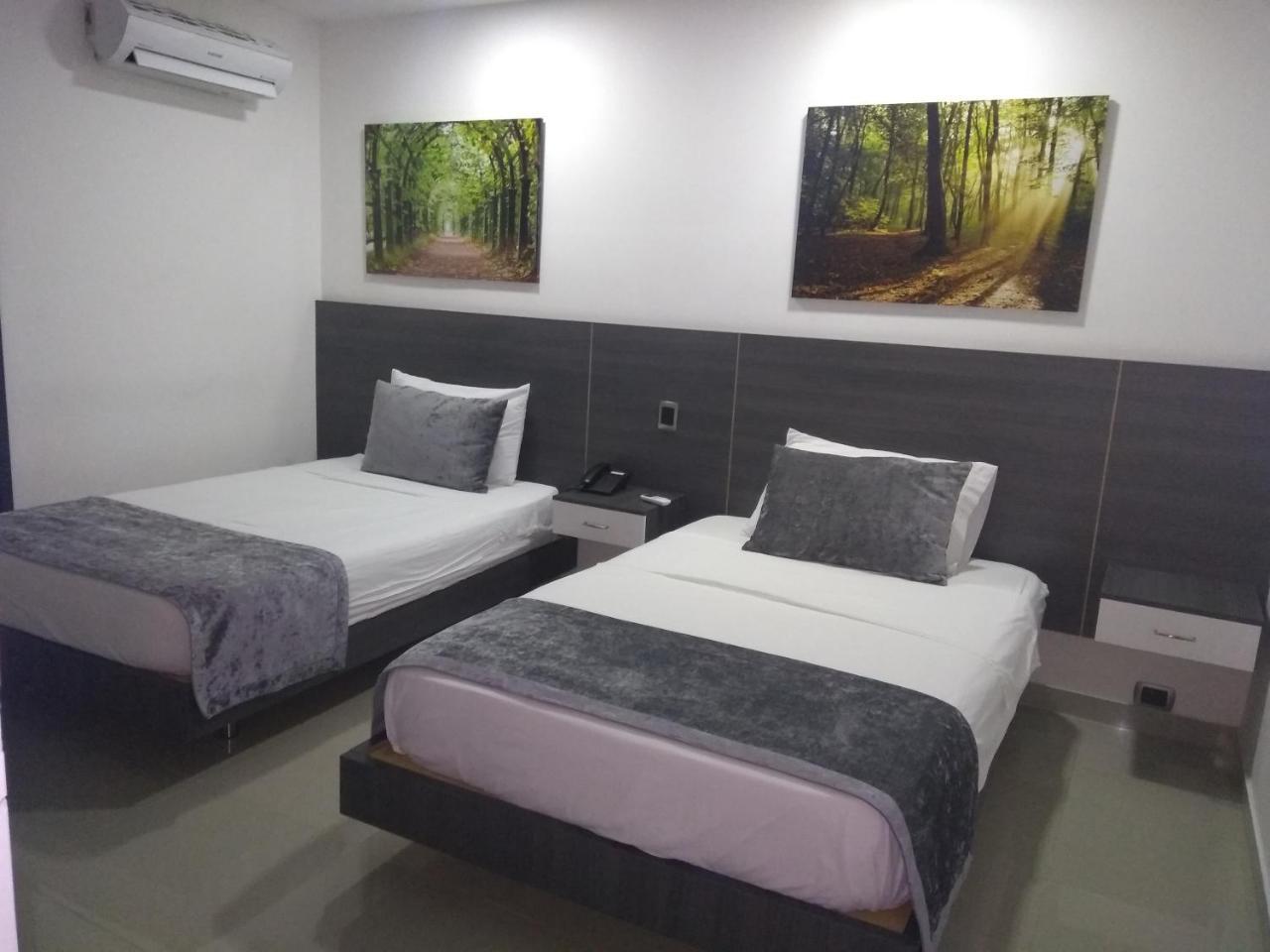 Calle 10 Express Hotel Medellín Extérieur photo