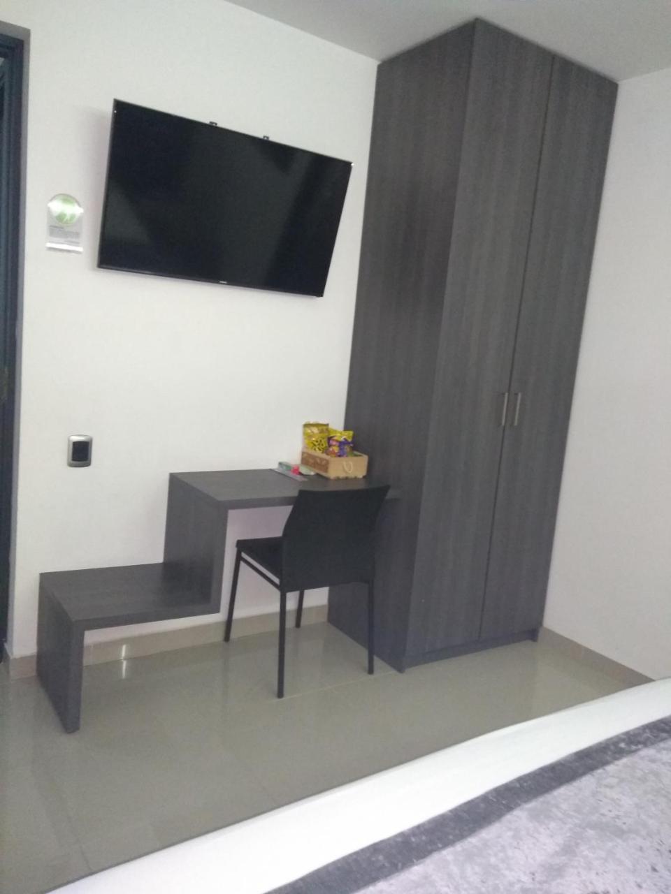 Calle 10 Express Hotel Medellín Extérieur photo